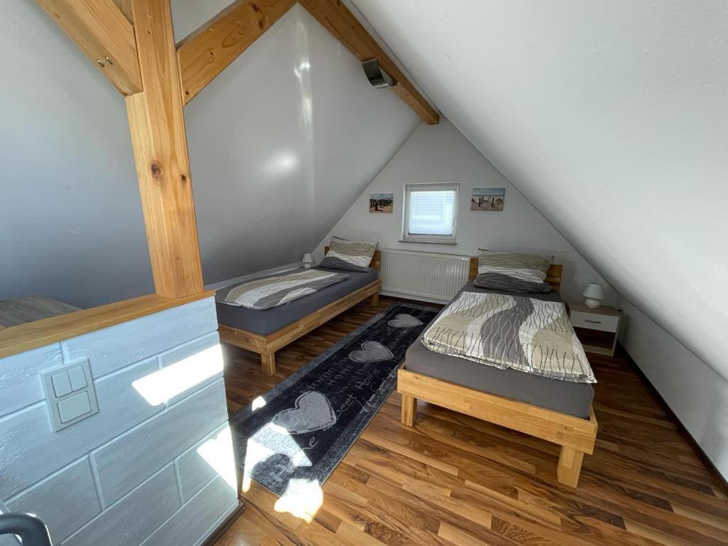 Ferienwohnung Haeusla Hirschaid Luaran gambar